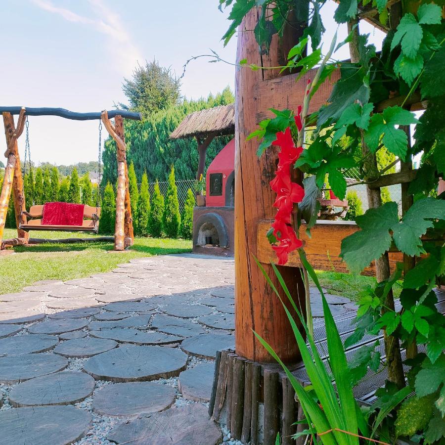Pod Milanem Villa Пшемишъл Екстериор снимка